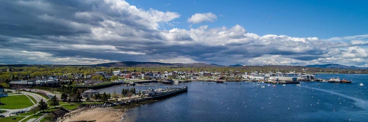 Compare Rockland, ME (RKD) Flights